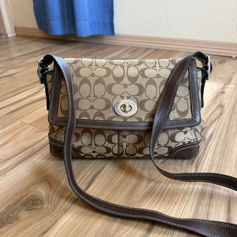 Coach Y2K Hamptons Signature Brown Canvas Flap Purse Shoulder Bag
